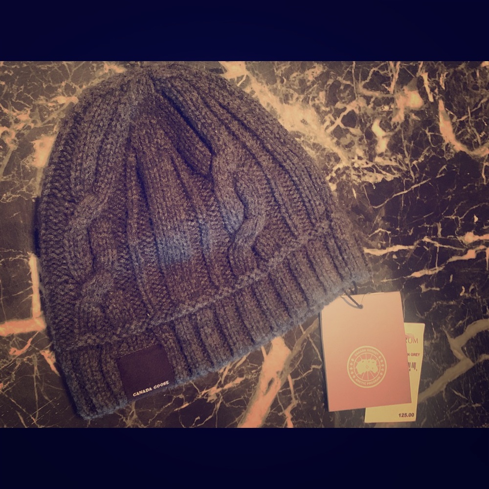 *BRAND NEW* Canada Goose Hat